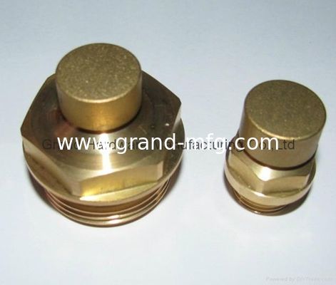 Qualität  male BSP G thread 1/8 inch, 1/2 inch,M10,M22 brass gearbox breather plug Fabrik