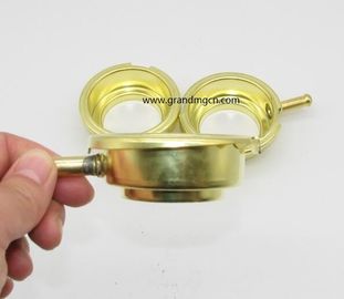 Custom 2 Zoll SS304 / Messing Auto Heizkörperkappen und Auto-Füllhals OEM ODM Business Service Schweißverbindung