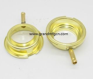 Custom 42mm natürliche SS304 / Messing Auto Heizkörperkappen und Auto-Füllhals OEM ODM Business Service Schweißverbindung
