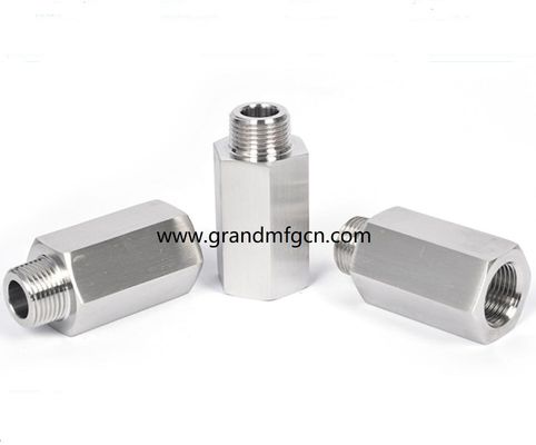 Edelstahl 316L präzise bearbeitete Teile Zubehör für SS304-Fittings OEM NPT SS304-Konnektoren